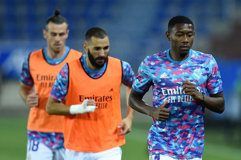 David Alaba (R) training with his Real Madrid teammates